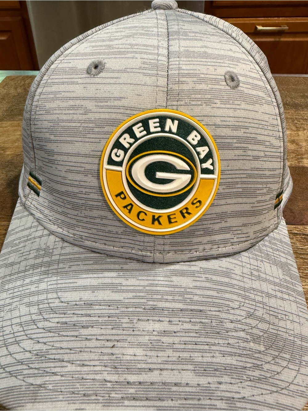 NFL Green Bay Packers Gray & Yellow Logo Stretch Hat